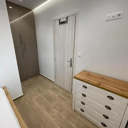 Andrea'S Luxury Apartments In Nea Fokaia Exterior photo
