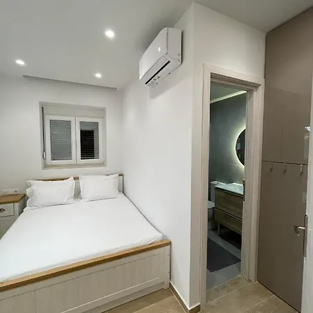 Andrea'S Luxury Apartments In Nea Fokaia Exterior photo