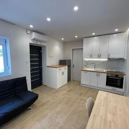 Andrea'S Luxury Apartments In Nea Fokaia Exterior photo