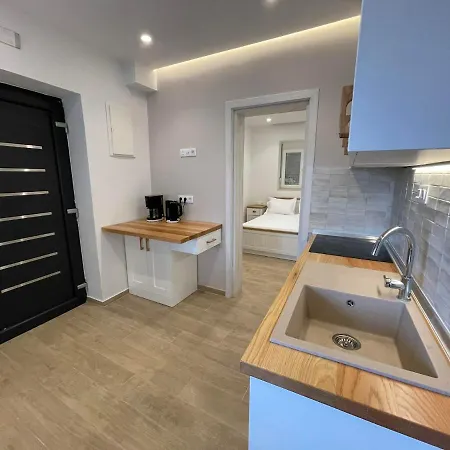 Andrea'S Luxury Apartments In Nea Fokaia Exterior photo