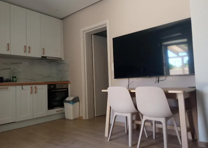 Andrea\'S Luxury Apartments In Nea Fokaia