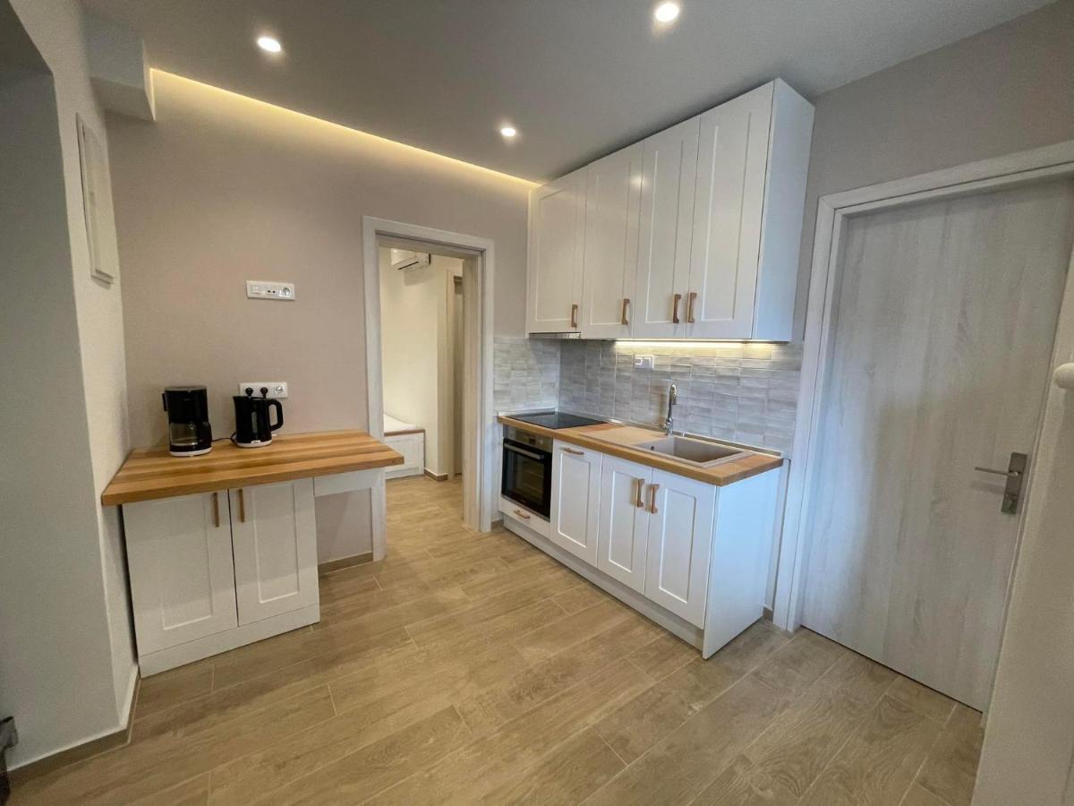 Apartment Andrea's Luxury In