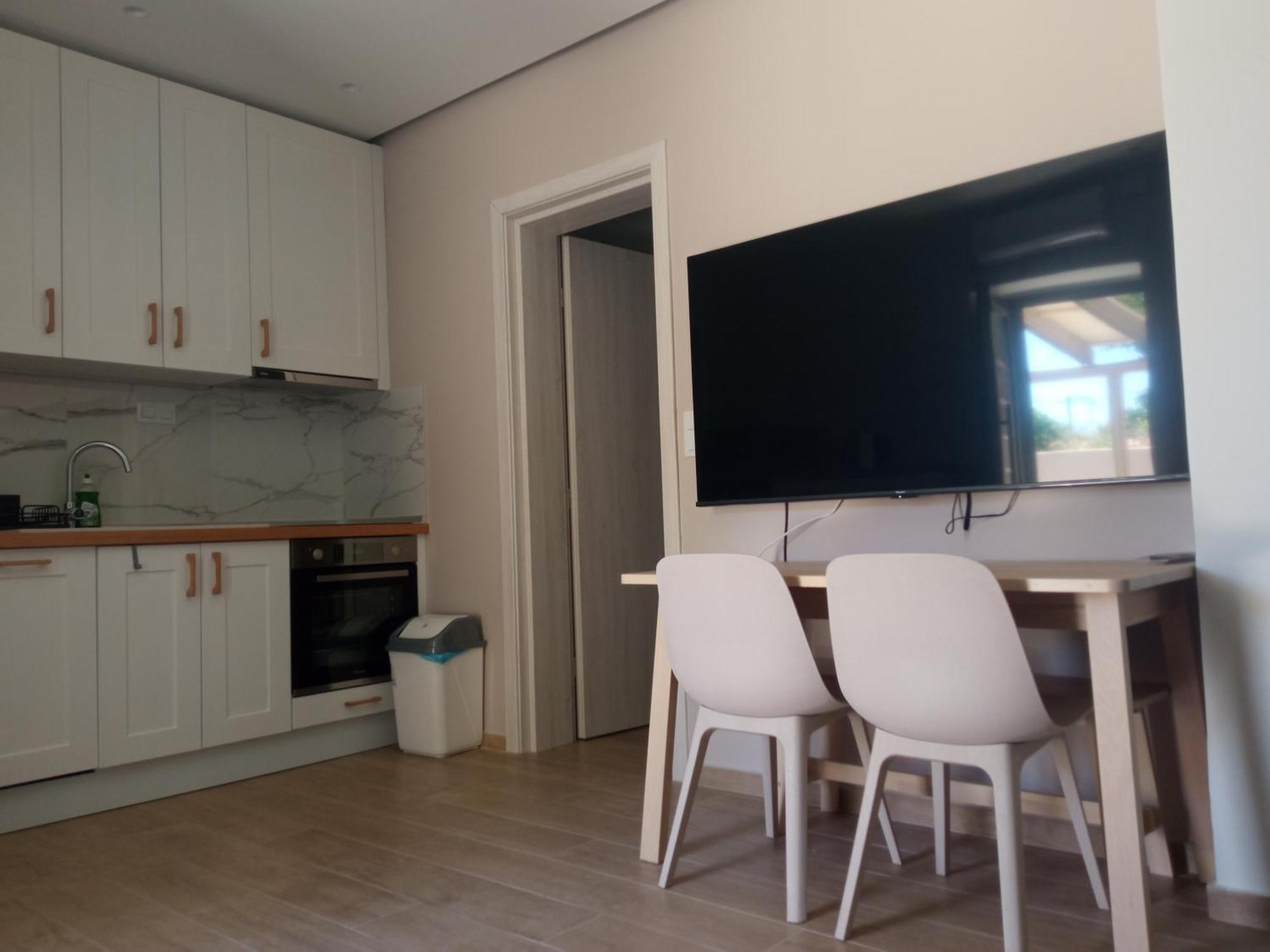 Apartment Andrea's Luxury In Nea Fokea