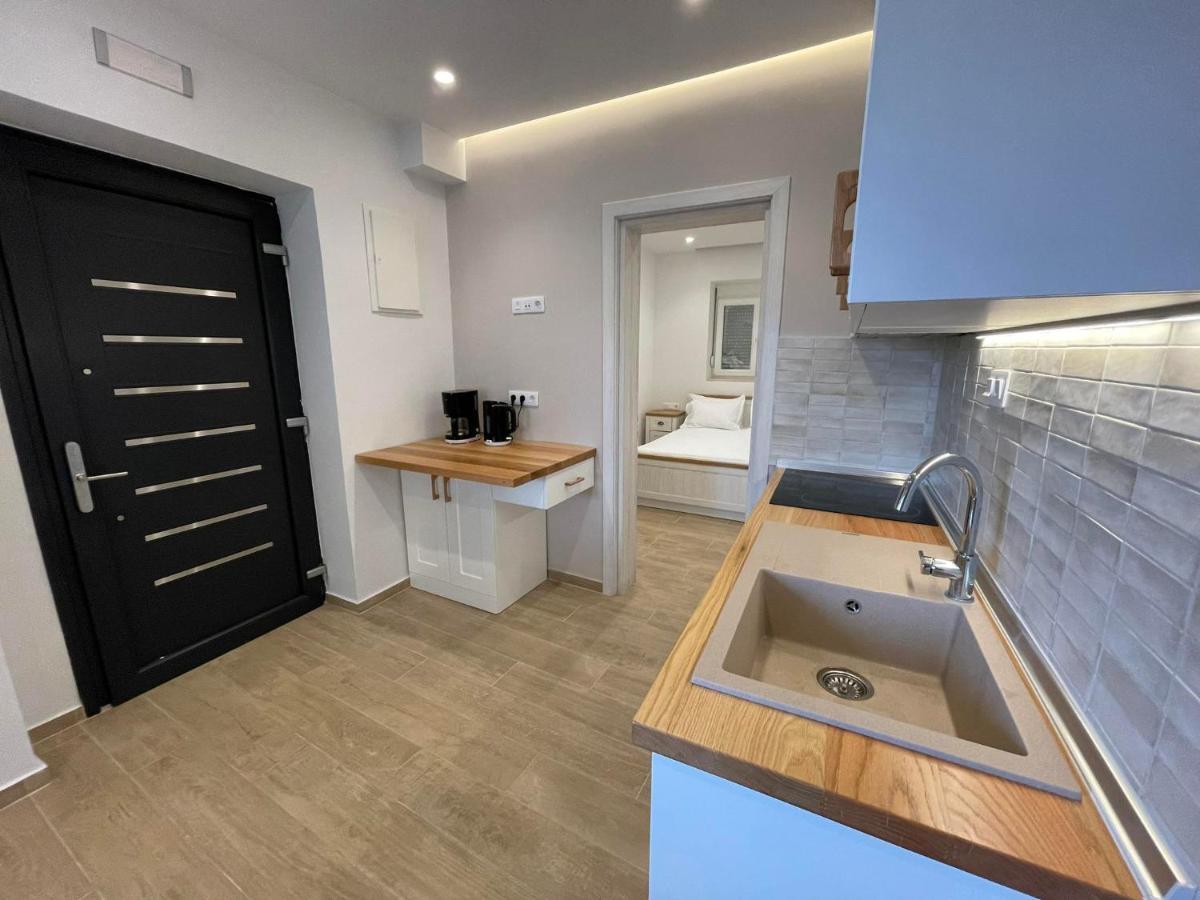 Andrea's Luxury In Nea Fokea